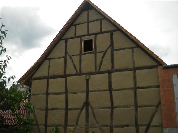 Nicht-Schlagregen belastete Fassade mit Lehmputz